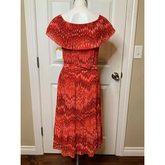 Michael Kors Red Marble Patterned Pleated Off-Shoulder Belted Dress, Size M NWT! - Picture 5 of 8